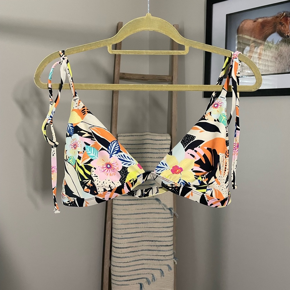 (Top and bottom) Old Navy floral bikini